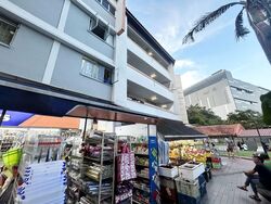 Hougang Avenue 1 (D19), Shop House #589187491